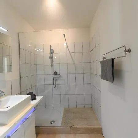 Tatil Evi The Minimal House & Caslano